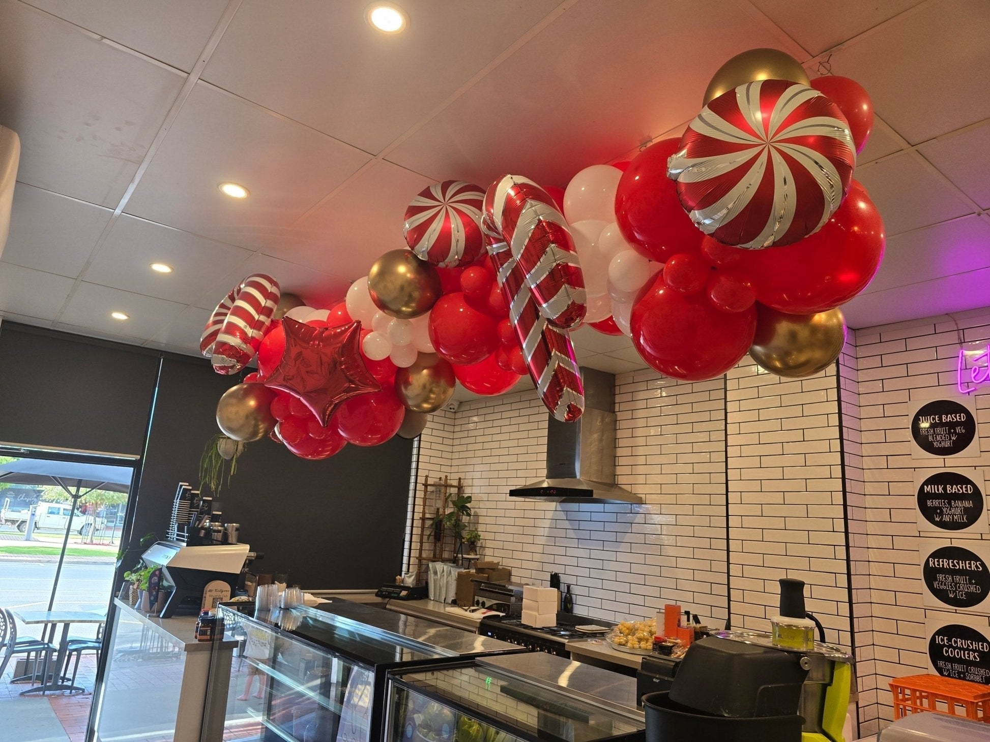 Year 2024 Organic Balloon Garlands (click on photo to view all photos) - UpUpNAwayBalloons