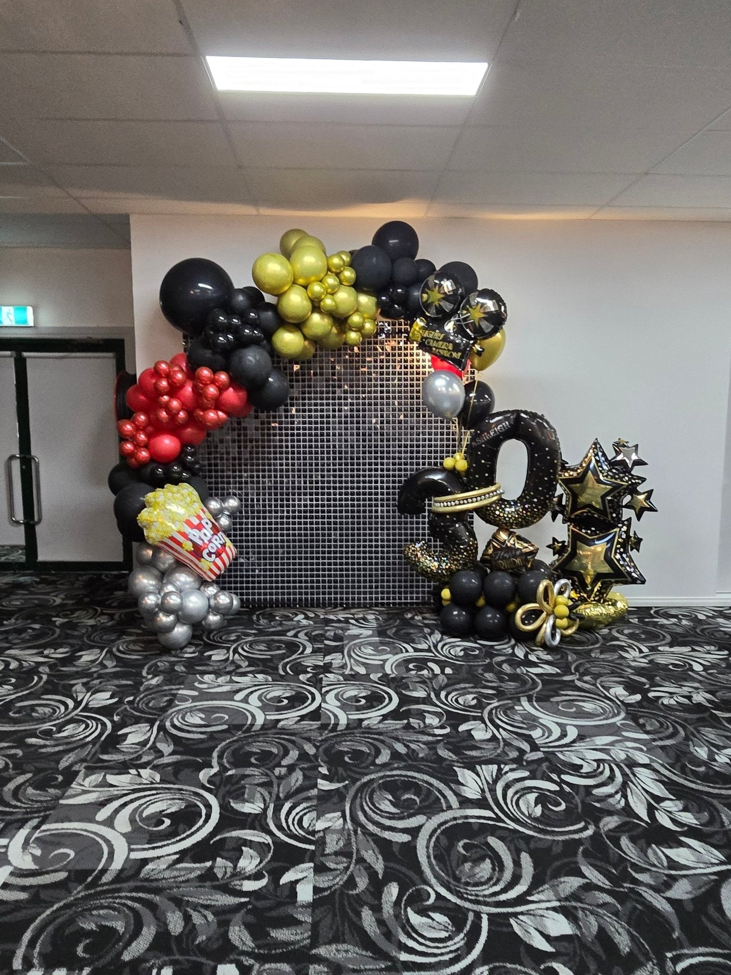Year 2024 Organic Balloon Garlands (click on photo to view all photos) - UpUpNAwayBalloons