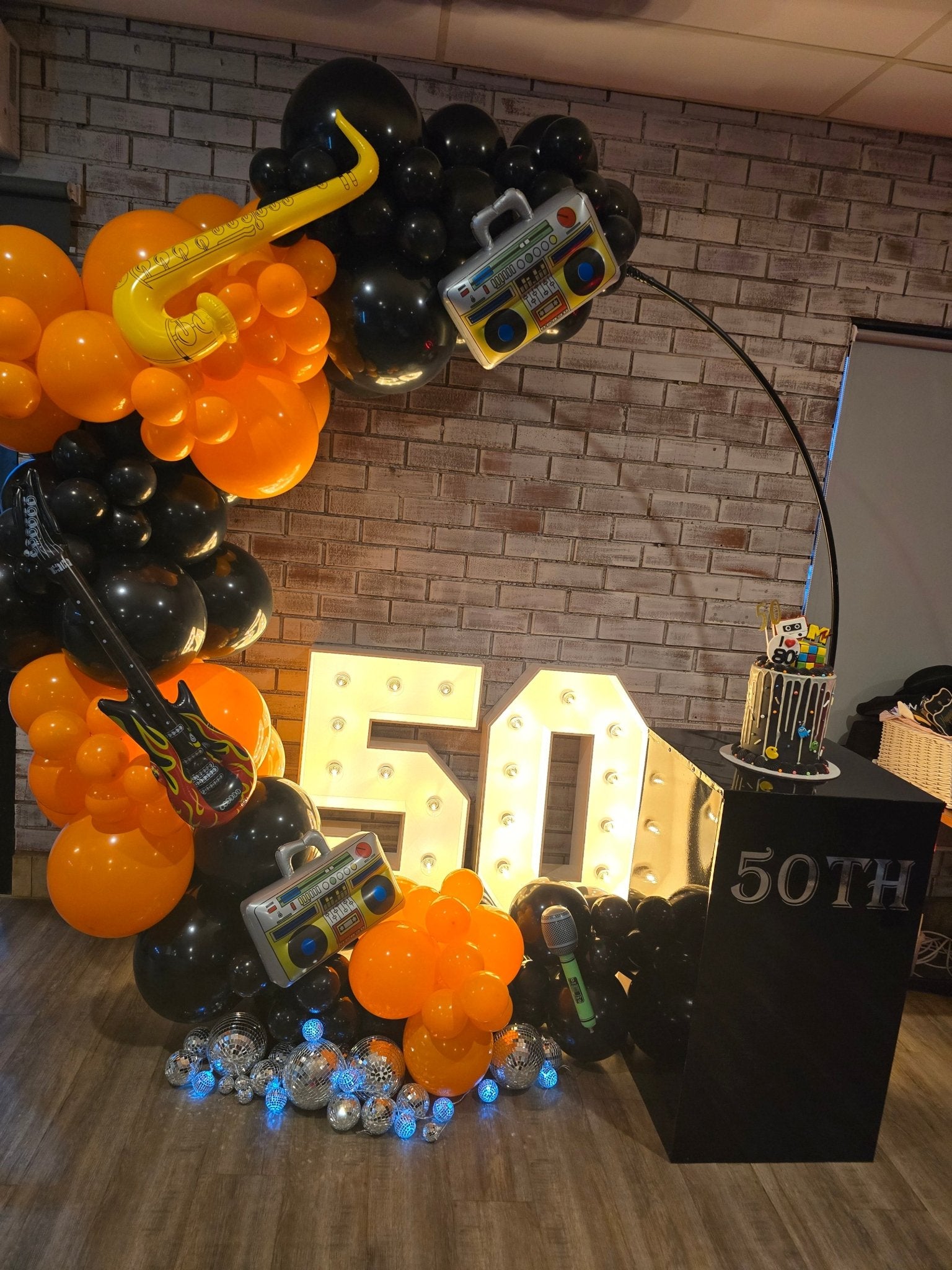 Year 2024 Organic Balloon Garlands (click on photo to view all photos) - UpUpNAwayBalloons