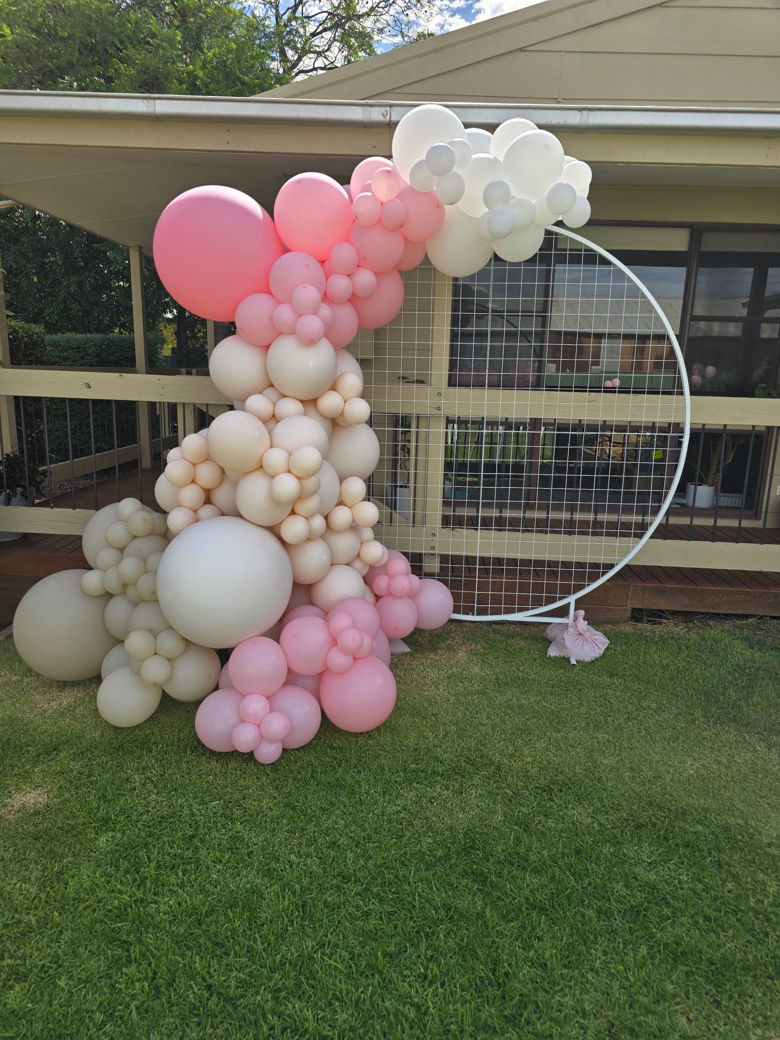 Year 2024 Organic Balloon Garlands (click on photo to view all photos) - UpUpNAwayBalloons