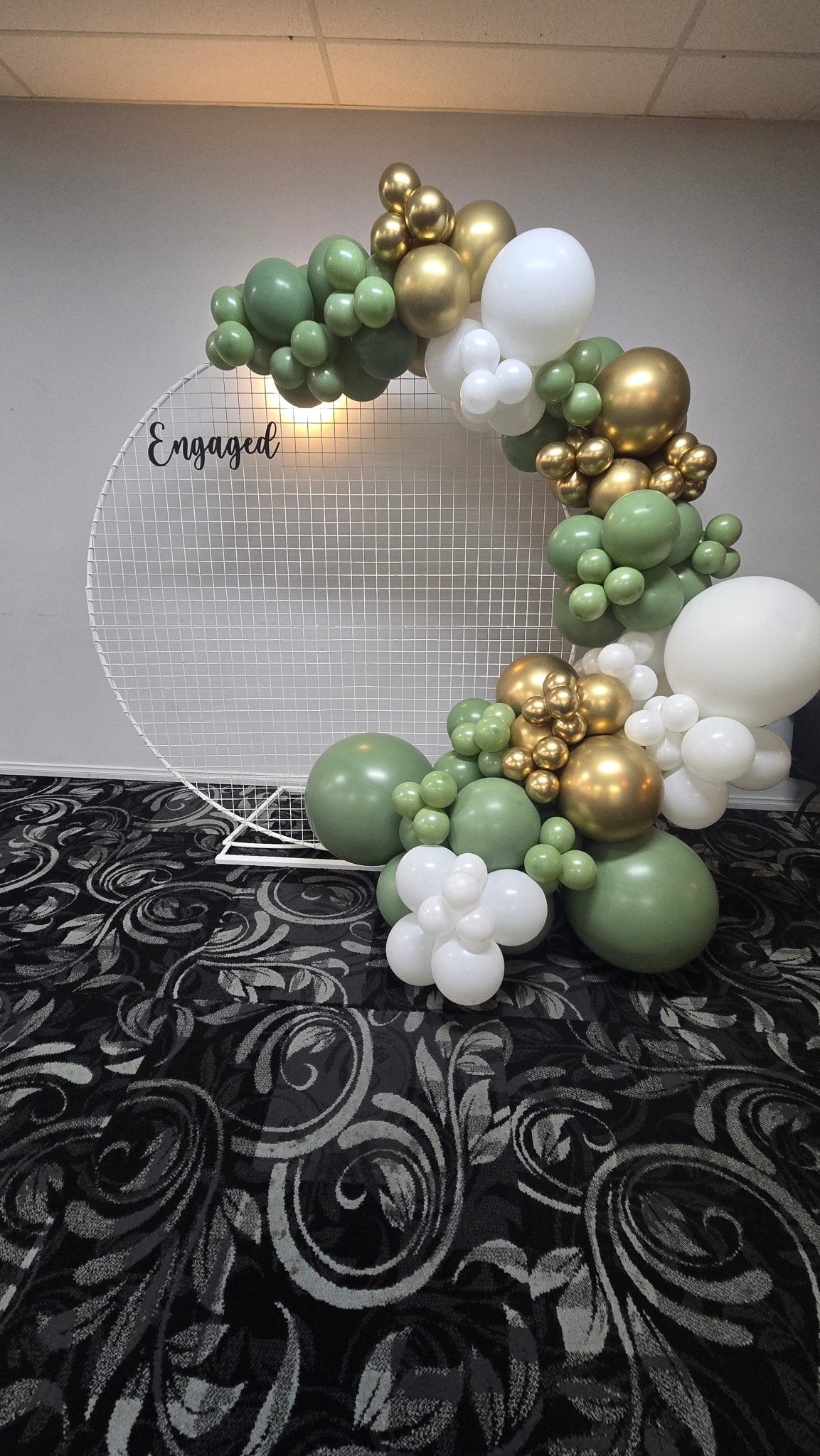 Year 2025 Organic Balloon Garlands (click on photo to view all photos) - UpUpNAwayBalloons