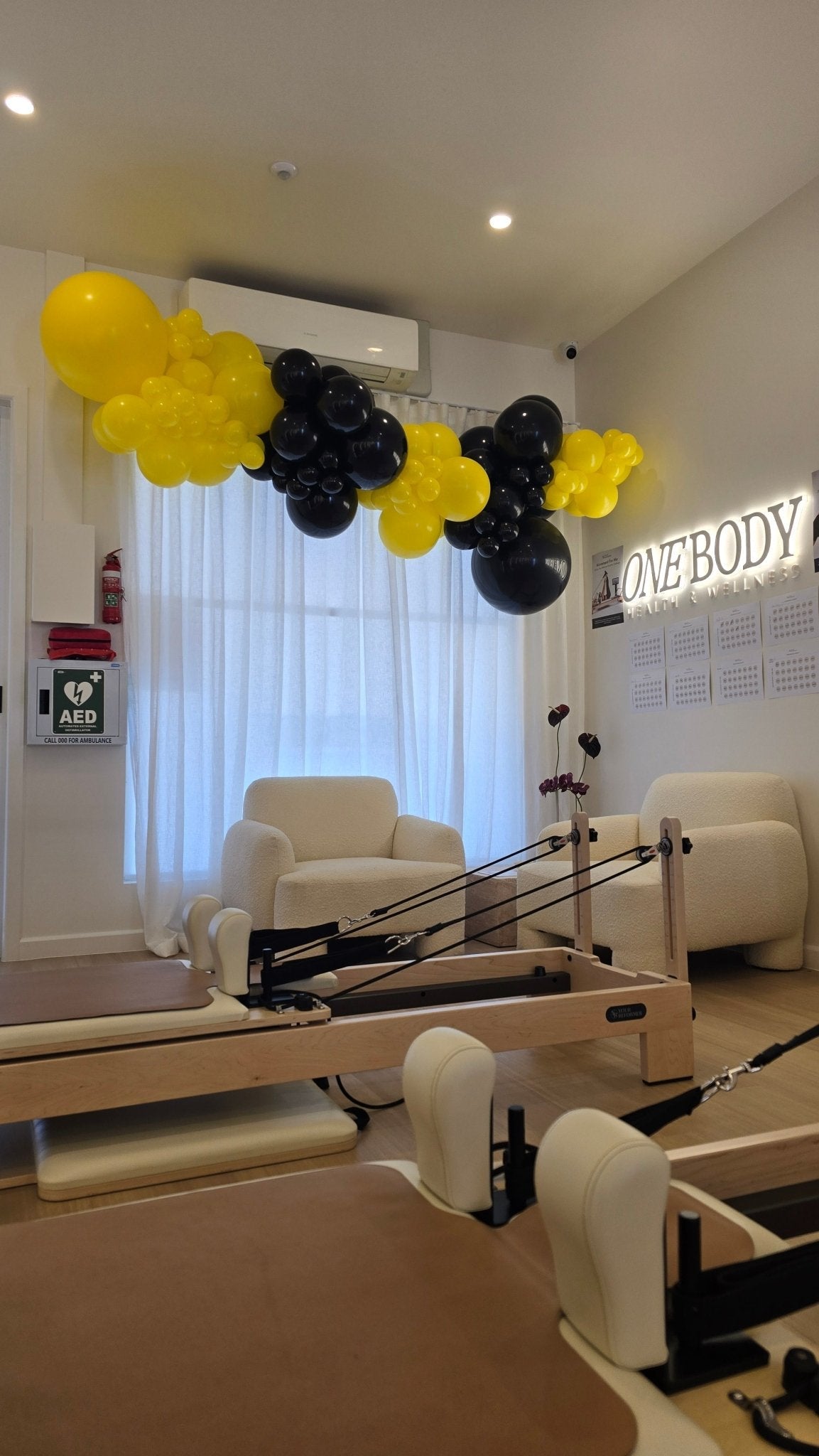 Year 2025 Organic Balloon Garlands (click on photo to view all photos) - UpUpNAwayBalloons