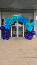Load image into Gallery viewer, Year 2025 Organic Balloon Garlands (click on photo to view all photos) - UpUpNAwayBalloons
