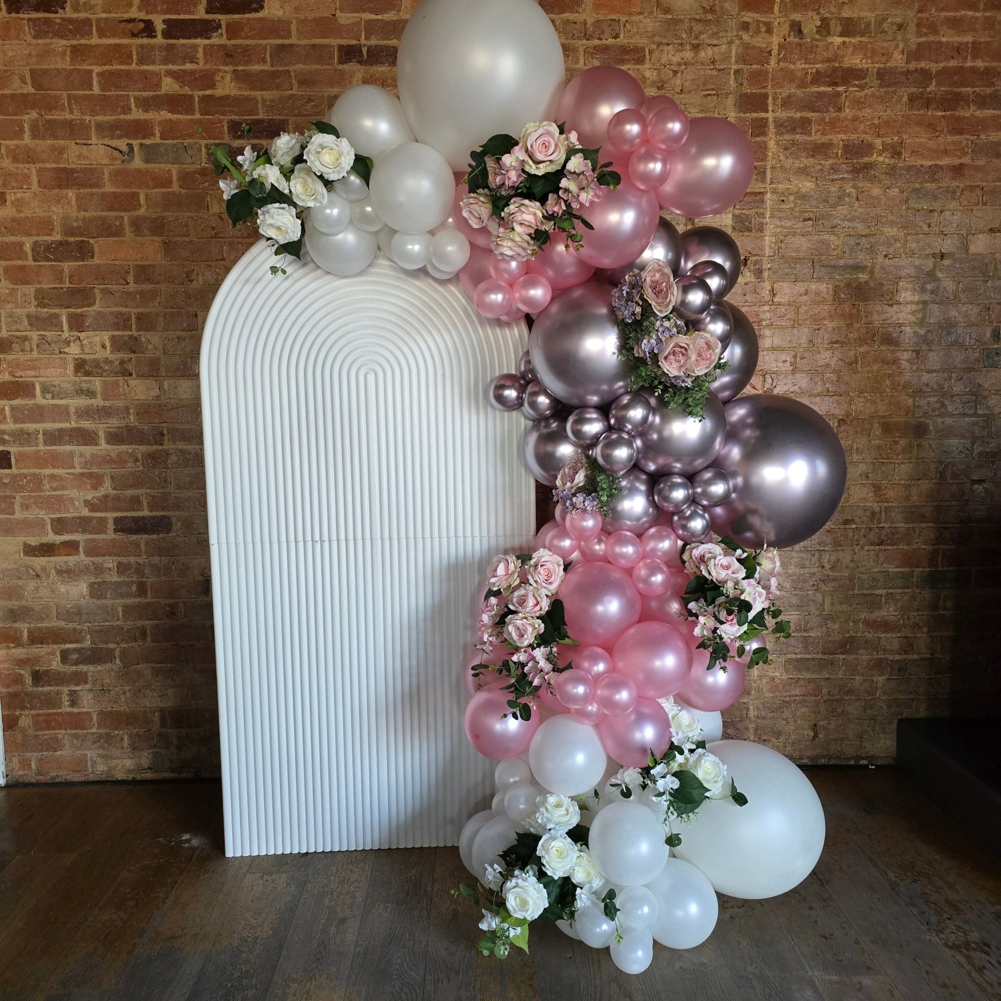 Year 2025 Organic Balloon Garlands (click on photo to view all photos) - UpUpNAwayBalloons