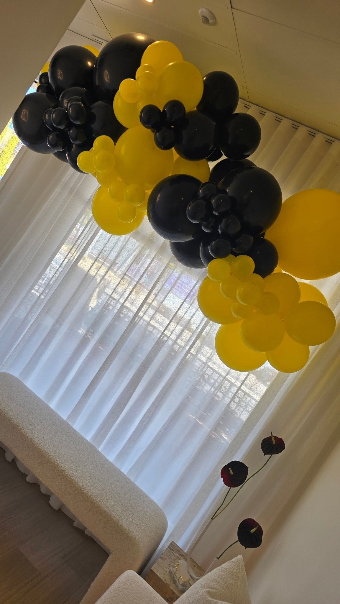 Year 2025 Organic Balloon Garlands (click on photo to view all photos) - UpUpNAwayBalloons