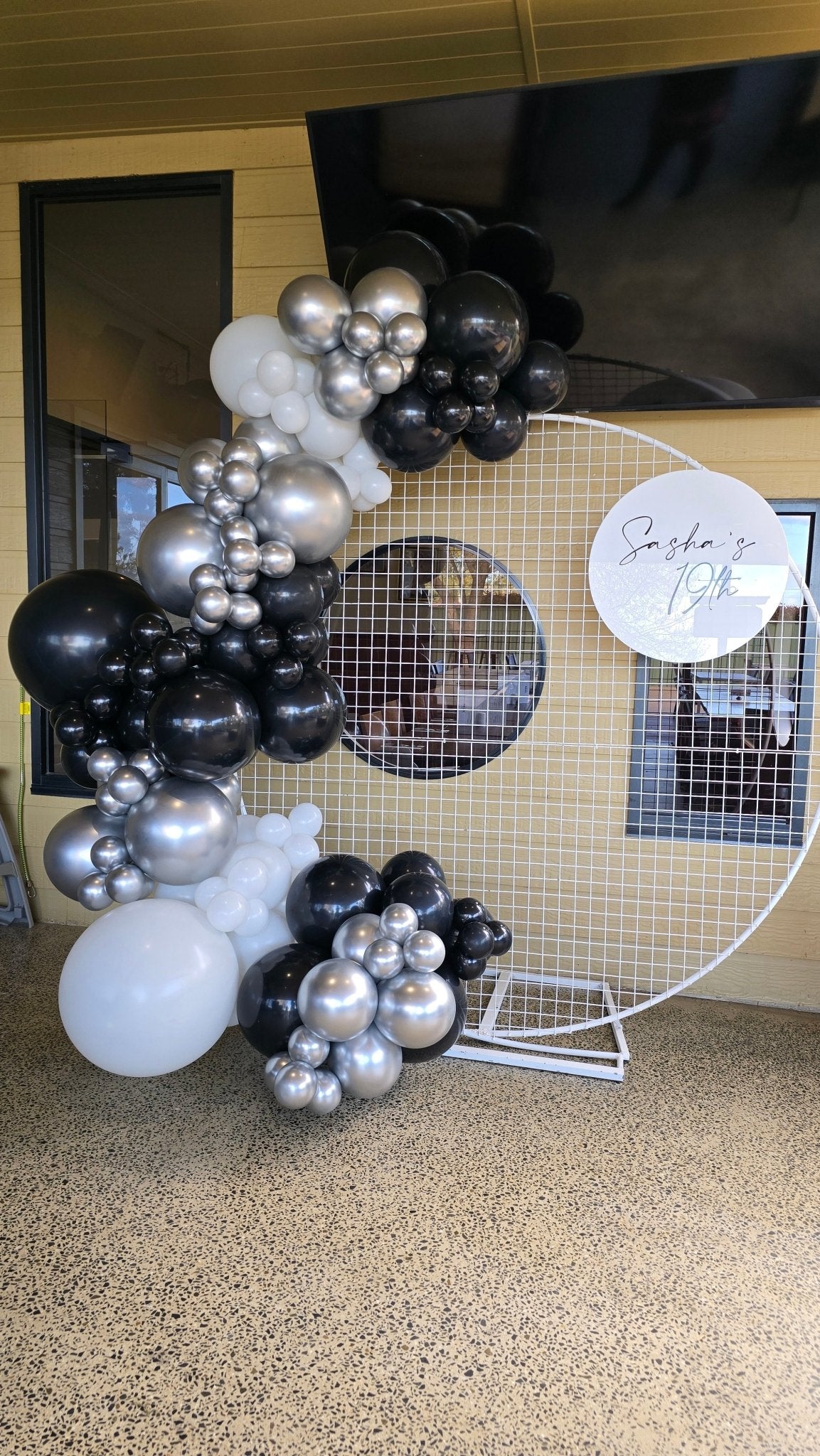 Year 2025 Organic Balloon Garlands (click on photo to view all photos) - UpUpNAwayBalloons