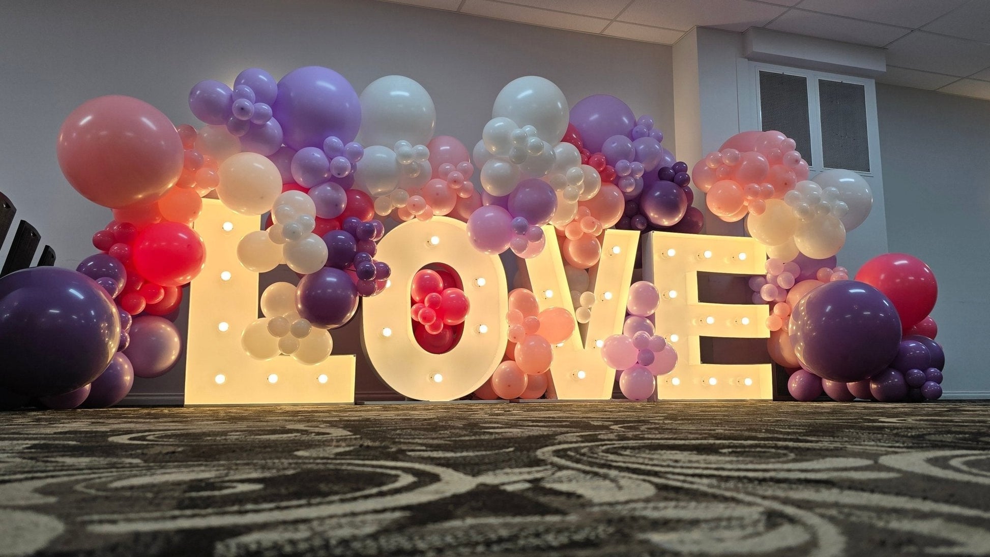 Year 2025 Organic Balloon Garlands (click on photo to view all photos) - UpUpNAwayBalloons