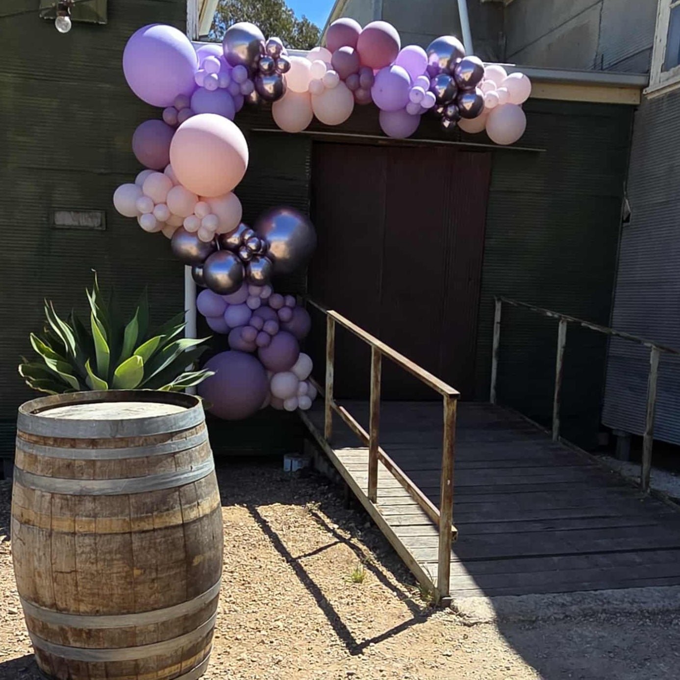 Year 2025 Organic Balloon Garlands (click on photo to view all photos) - UpUpNAwayBalloons