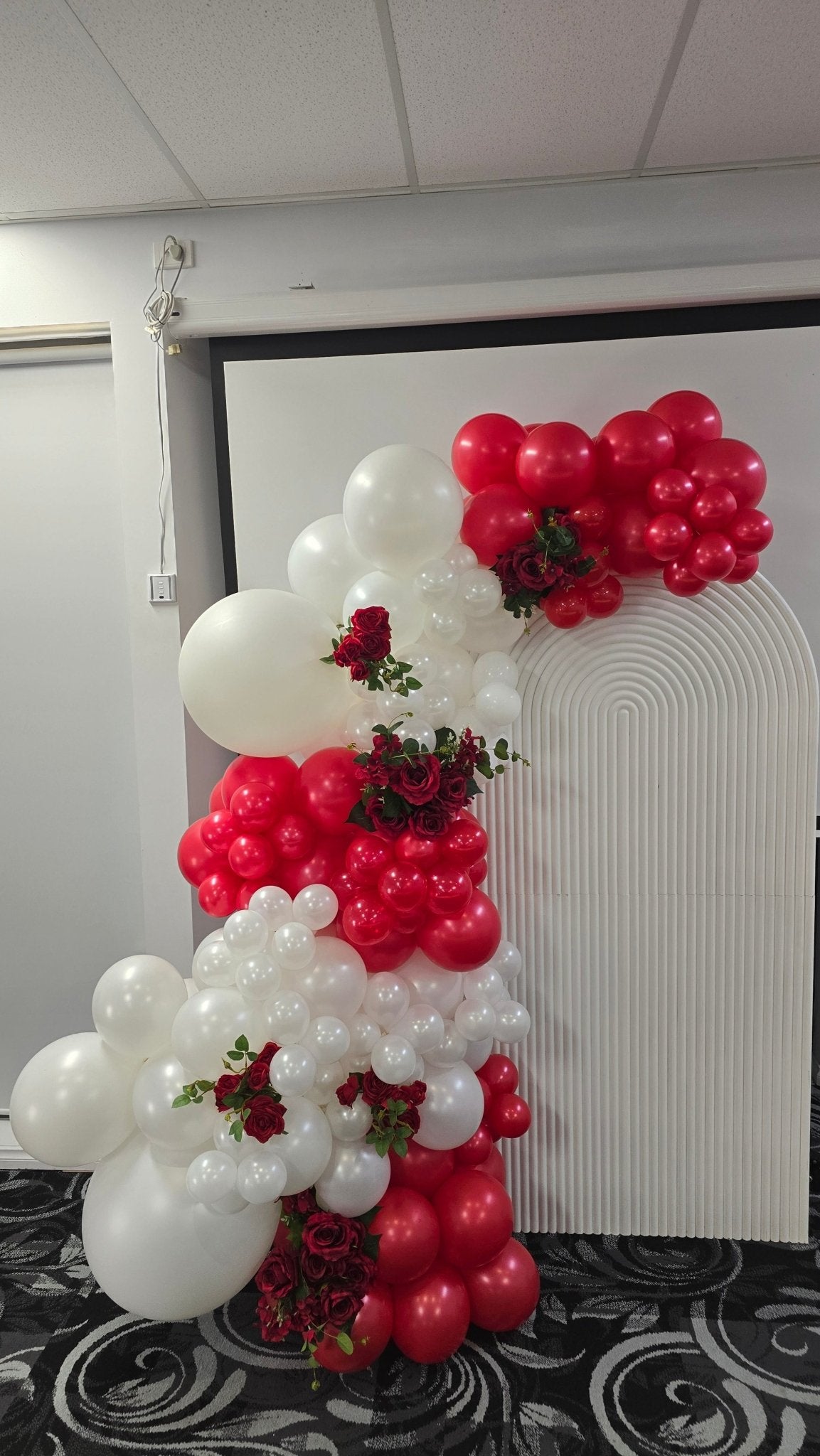 Year 2025 Organic Balloon Garlands (click on photo to view all photos) - UpUpNAwayBalloons