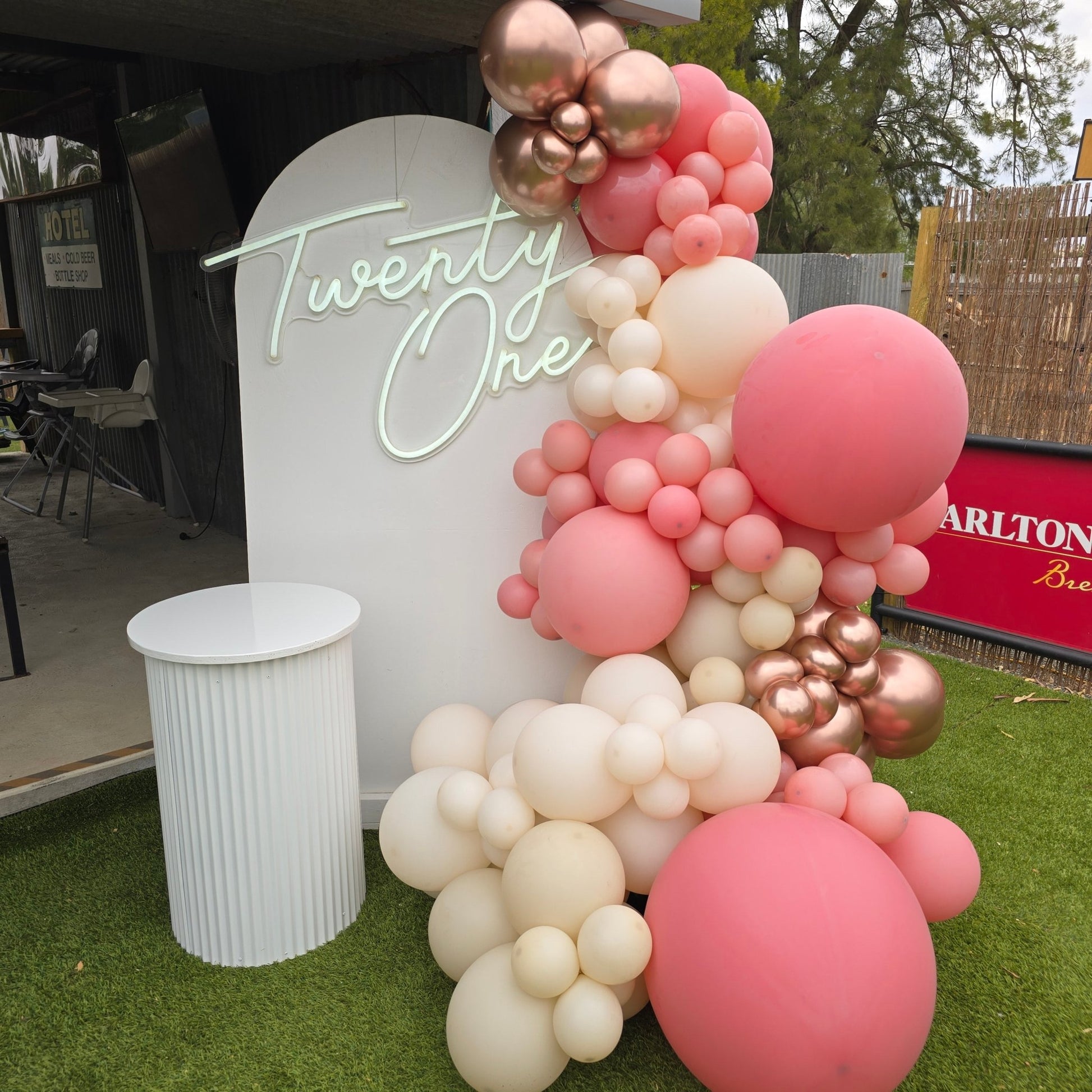 Year 2026 Organic Balloon Garlands (click on photo to view all photos) - UpUpNAwayBalloons