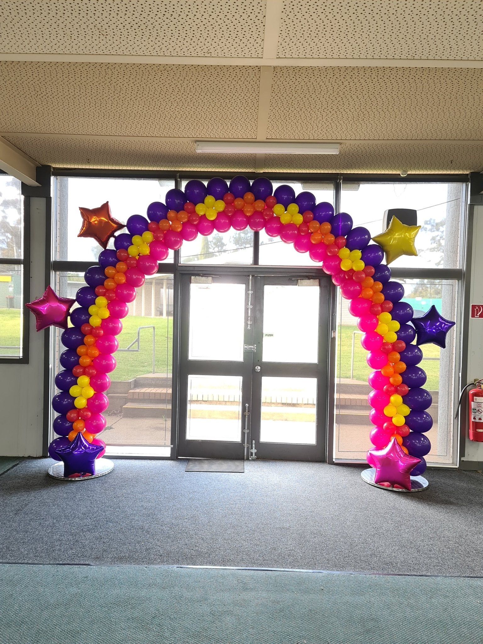 Arches with accents - UpUpNAwayBalloons
