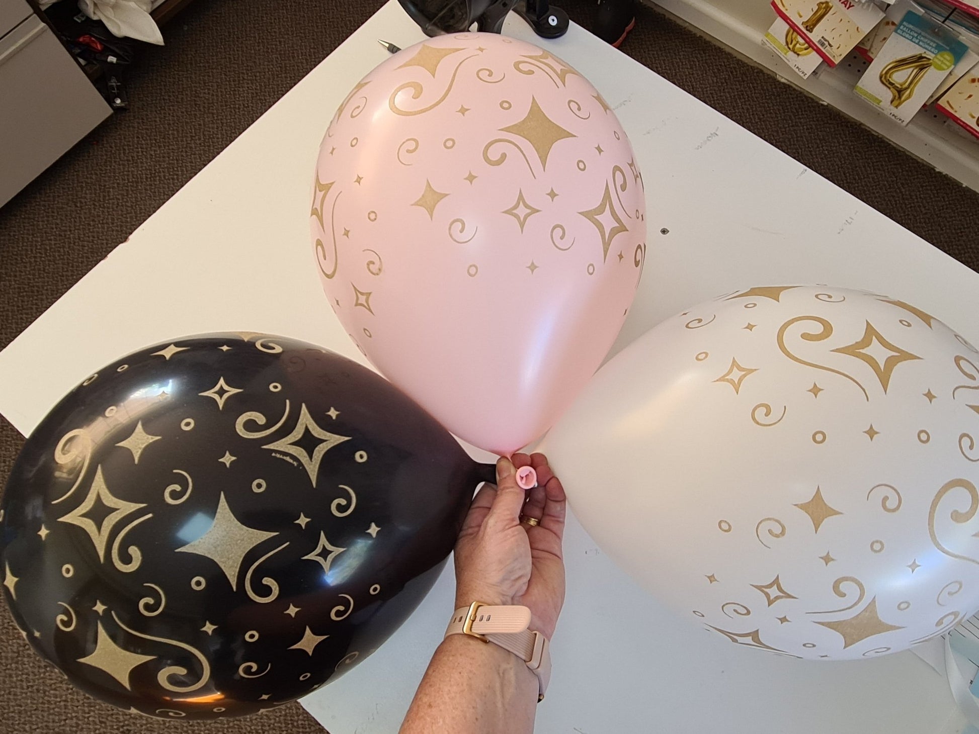 Balloon Bouquet Printed (Ranging from 3 Balloons - 12 Balloons) - UpUpNAwayBalloons