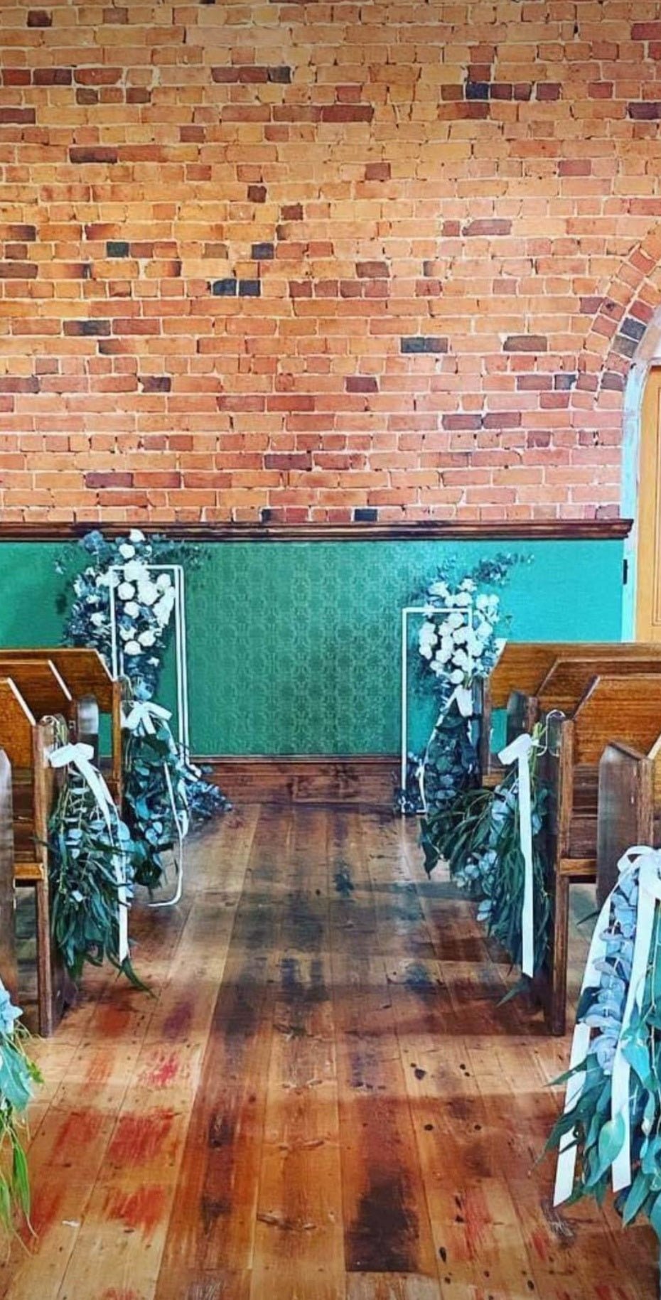 Frames / Plinth for Hire - UpUpNAwayBalloons