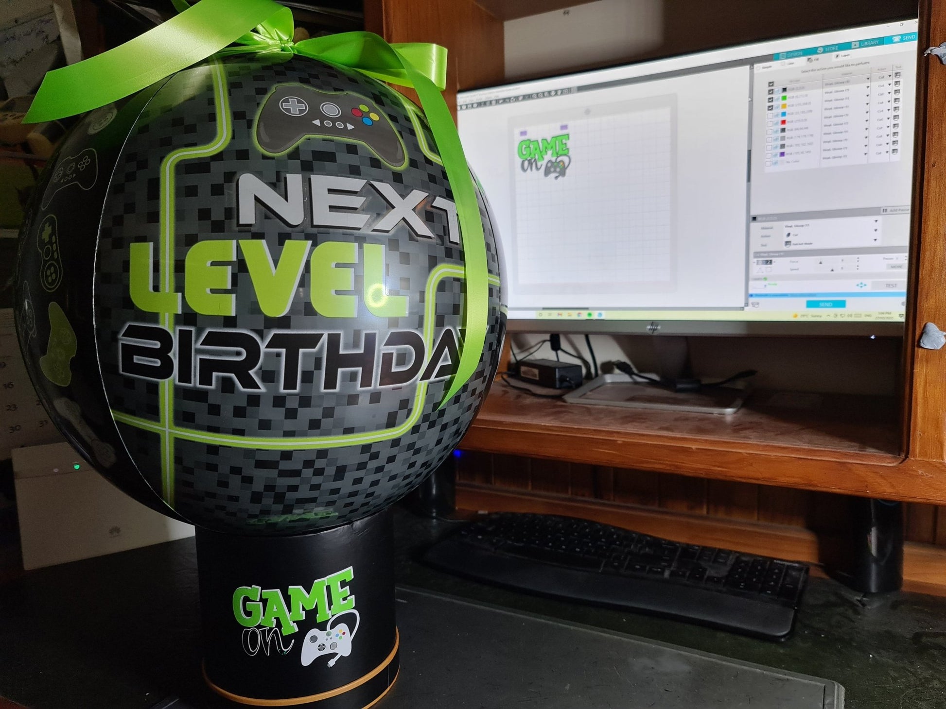 Next Level Gamers Money Money Money Balloon - UpUpNAwayBalloons