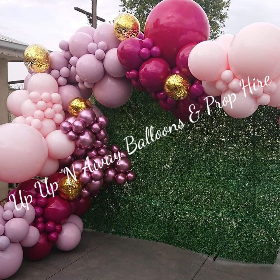 Year 2015 to 2020 Organic Balloon Garlands (click on photo to view) - UpUpNAwayBalloons
