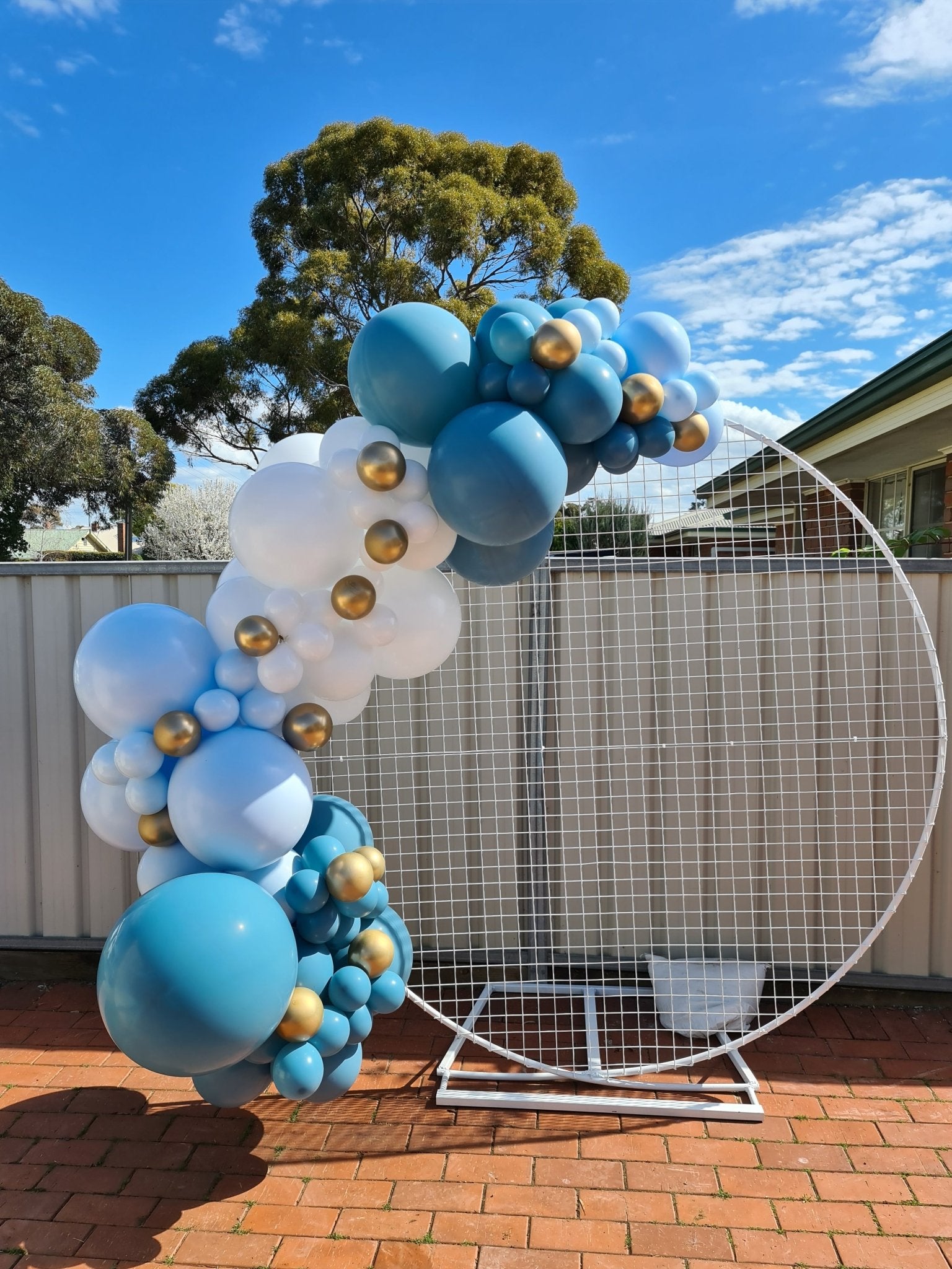 Year 2015 to 2020 Organic Balloon Garlands (click on photo to view) - UpUpNAwayBalloons
