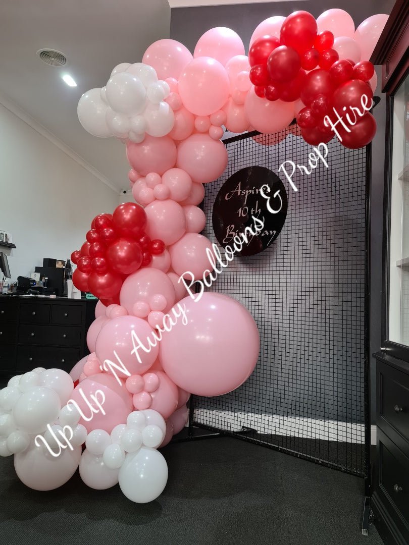 Year 2015 to 2020 Organic Balloon Garlands (click on photo to view) - UpUpNAwayBalloons