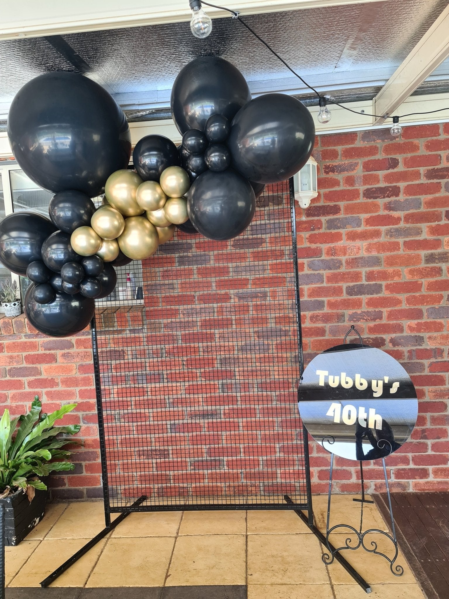 Year 2015 to 2020 Organic Balloon Garlands (click on photo to view) - UpUpNAwayBalloons