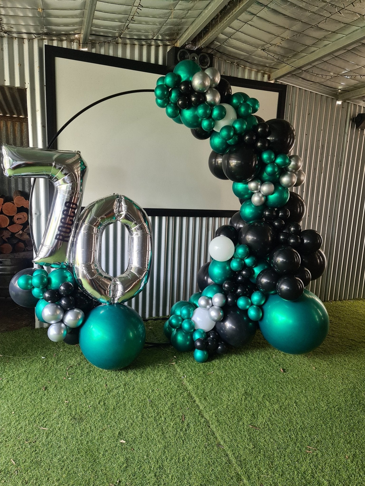 Year 2015 to 2020 Organic Balloon Garlands (click on photo to view) - UpUpNAwayBalloons